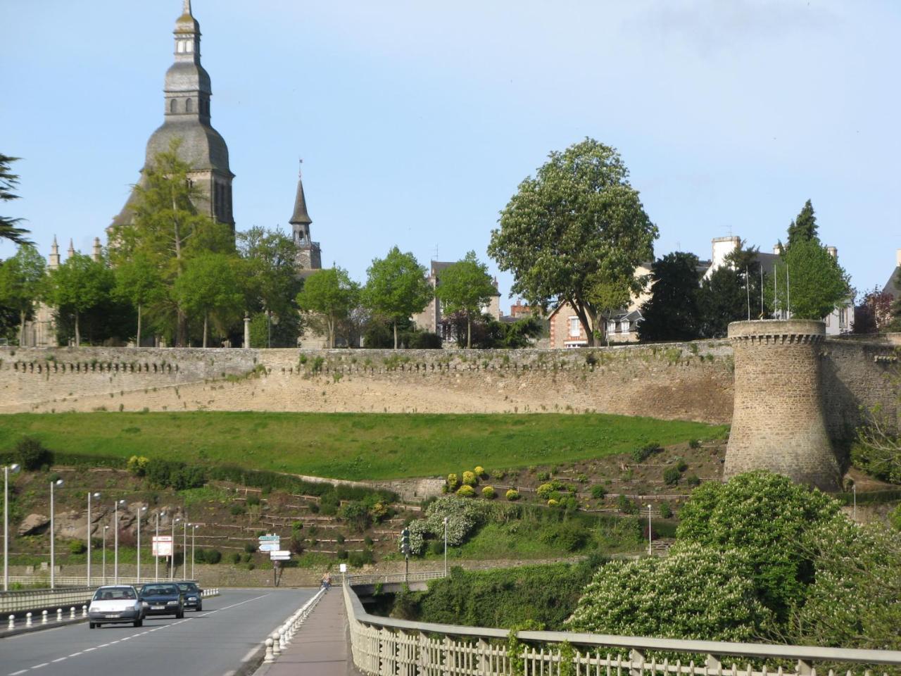 Best Western Armor Park Dinan Et Spa Exterior photo